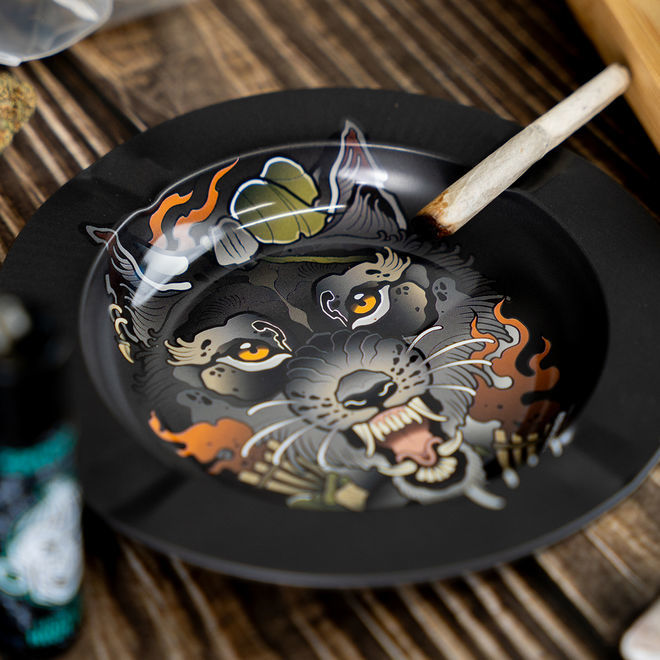 TRIBE Exclusive Metal Ashtray Guardian Wolf