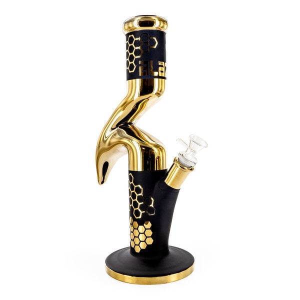 Aura Water Pipe