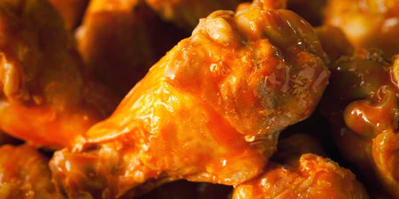 MIT WEED VERSETZTE BUFFALO-WINGS