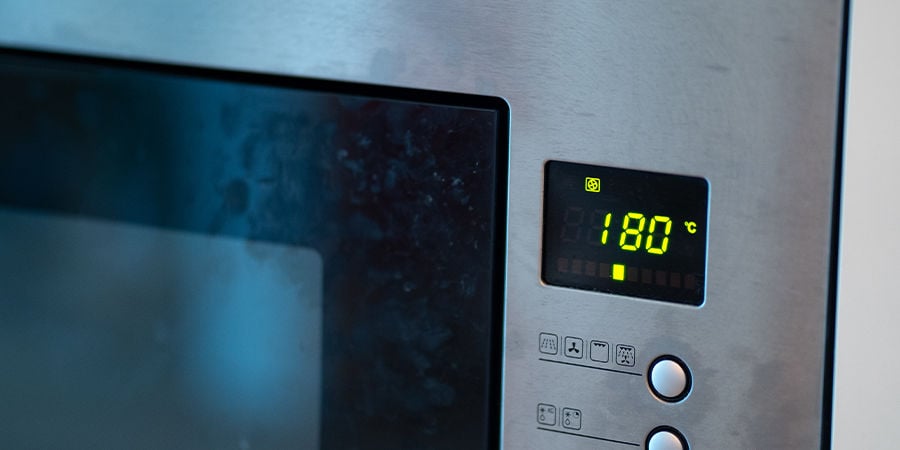 Heize Deinen Ofen Auf 180°C Vor