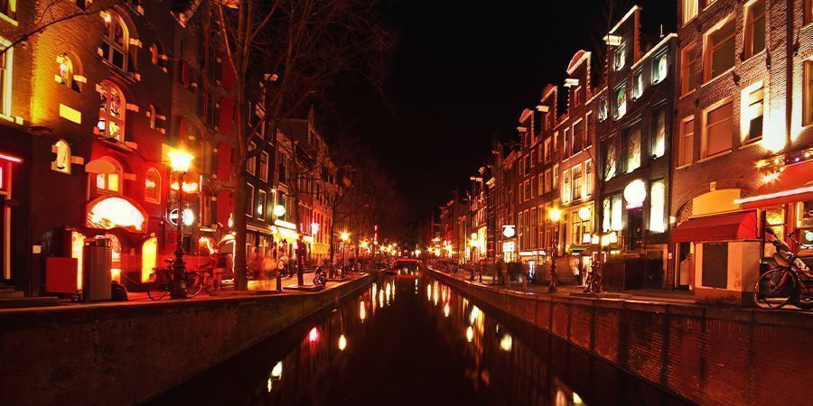 Smoke-Spots In Amsterdam: Das Rotlichtviertel