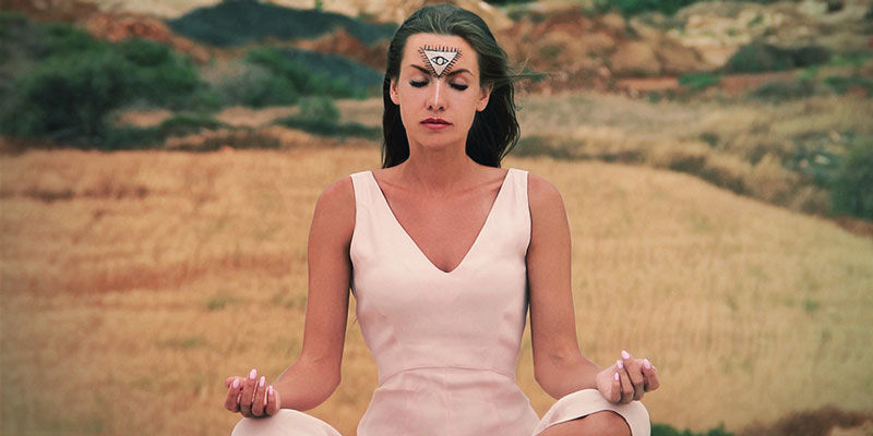 Yoga und der Einnahme von Psychedelika