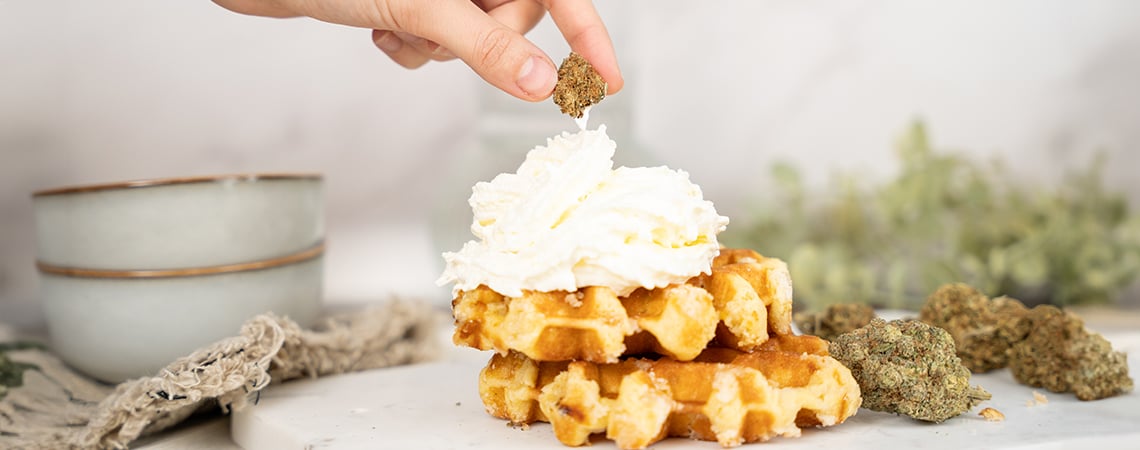 Wie Man Cannabis-Waffeln Zubereitet
