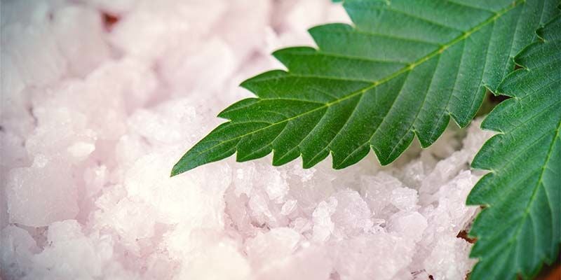 The Advantages Of Using CBD Crystals