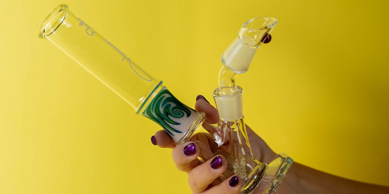 10 Best Dab Rigs for Beginners (2023) - Badass Glass