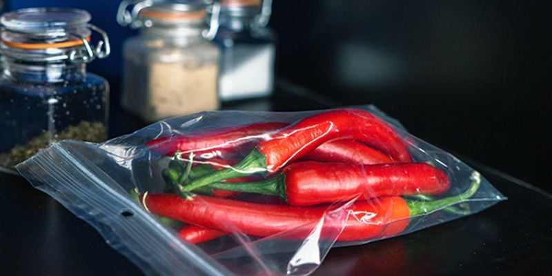 How long do fresh chilies and peppers last?