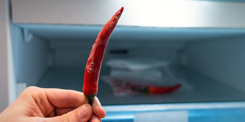 Defrosting and using hot chili peppers