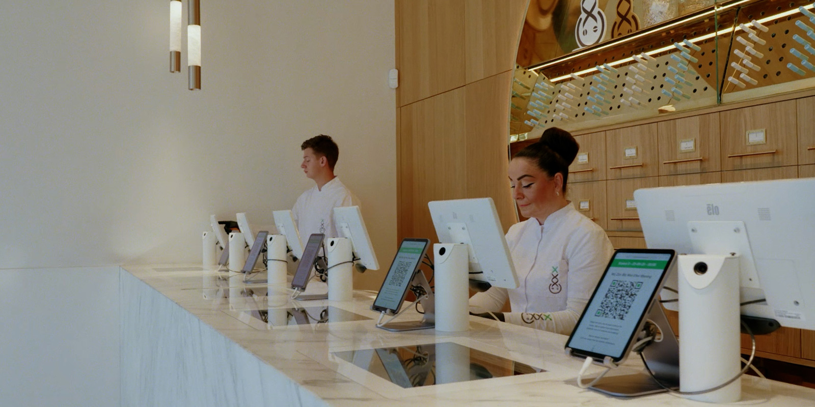 The resolution of the backdoor paradox The resolution of the backdoor paradox