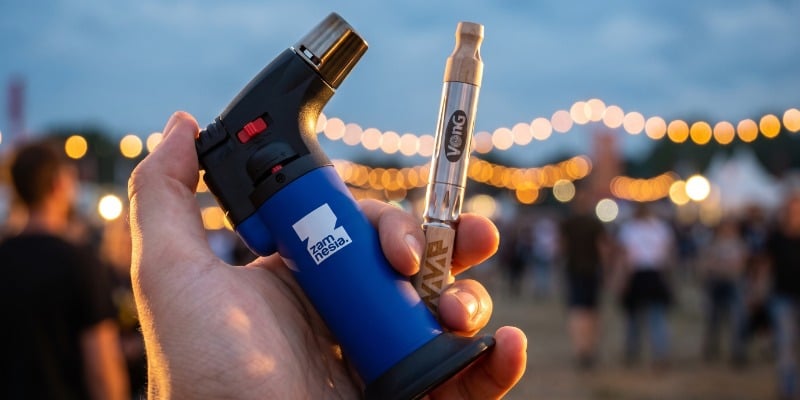 Pros And Cons Of Flame-Powered Vaporizers