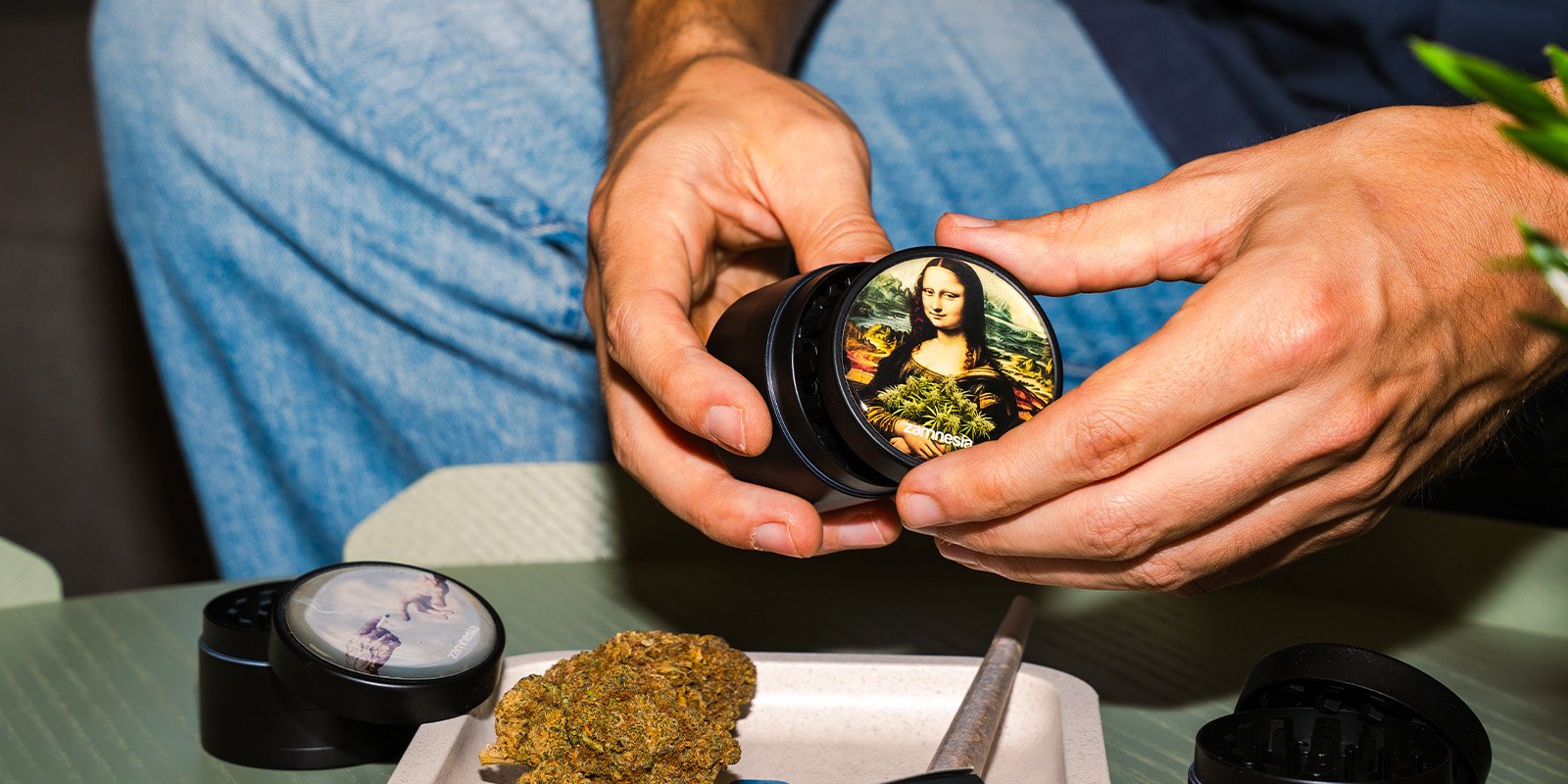 Zamnesia - High Art Metalen Grinders Zamnesia - High Art Metalen Grinders