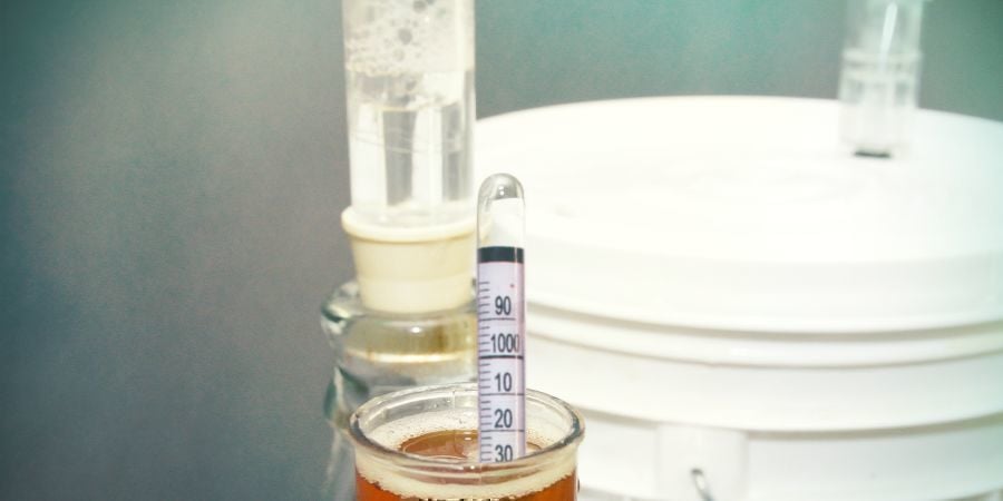 TIPS FOR AN ACCURATE HYDROMETER READING