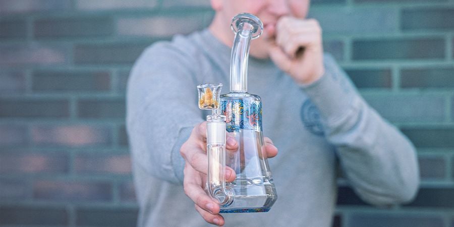 How to Clean Your Dabbing Accessories - Atomic Blaze Smoke Shop