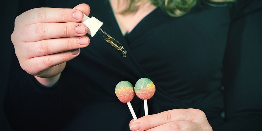 How to make your own weed lollipops with cannabis tincture