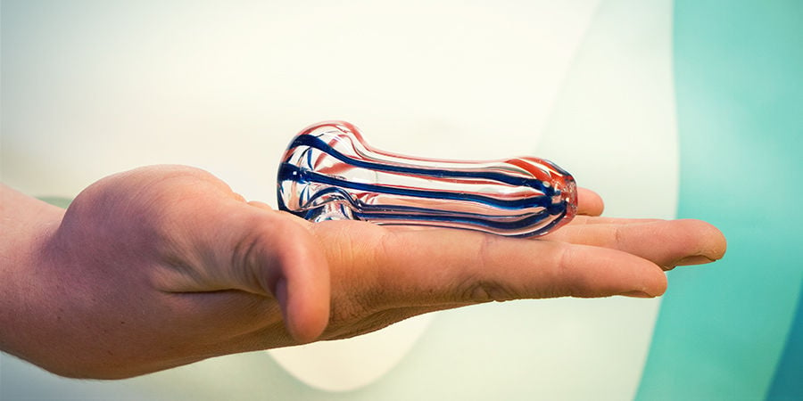 Top 10 Smoking Pipes For Weed - Zamnesia UK