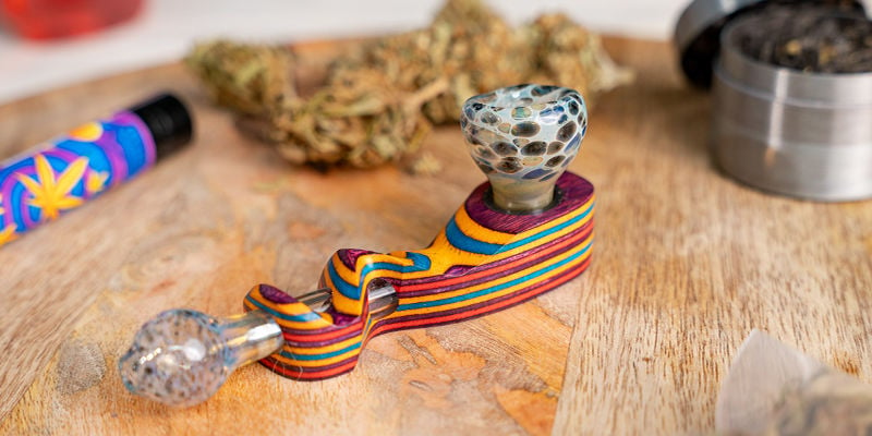 Hybrid Glass/ Wood Pipe Breeze