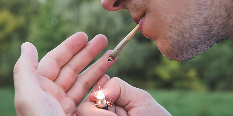 What are the pros and cons of using weed when bouldering