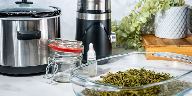 How to make alcohol-free cannabis tincture