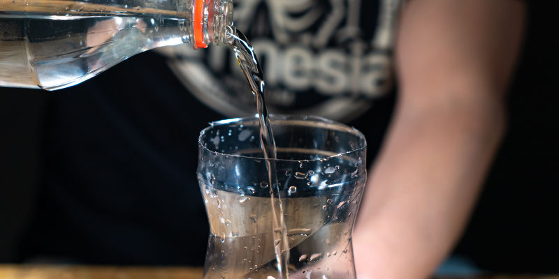 Gravity bucket bong: Fill Your Bucket With Water