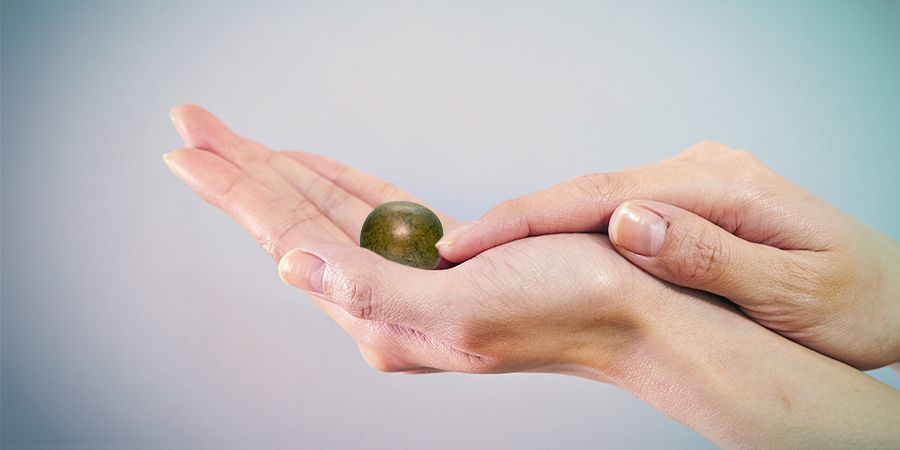 HAND-RUBBED HASH