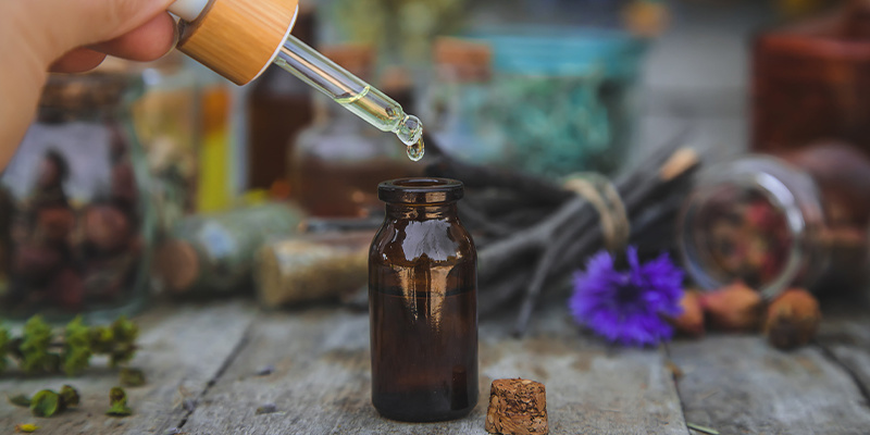 Damiana tinctures and extracts