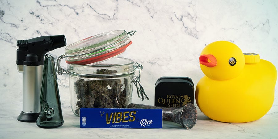 What Are the Best Marijuana Smoking Accessories?