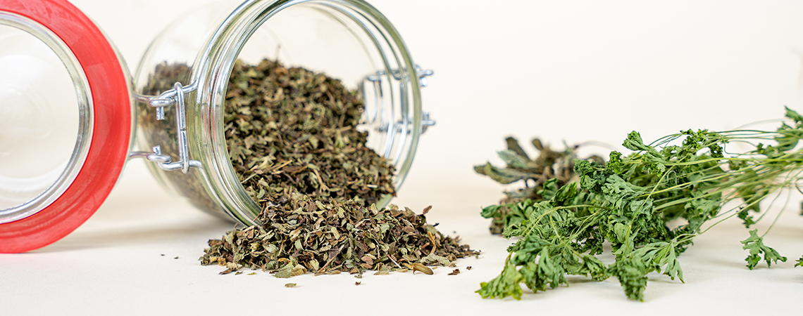 7 Tips For Storing Dried Herbs